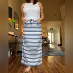 Blue, black, white Max studio, long skirt. Size medium